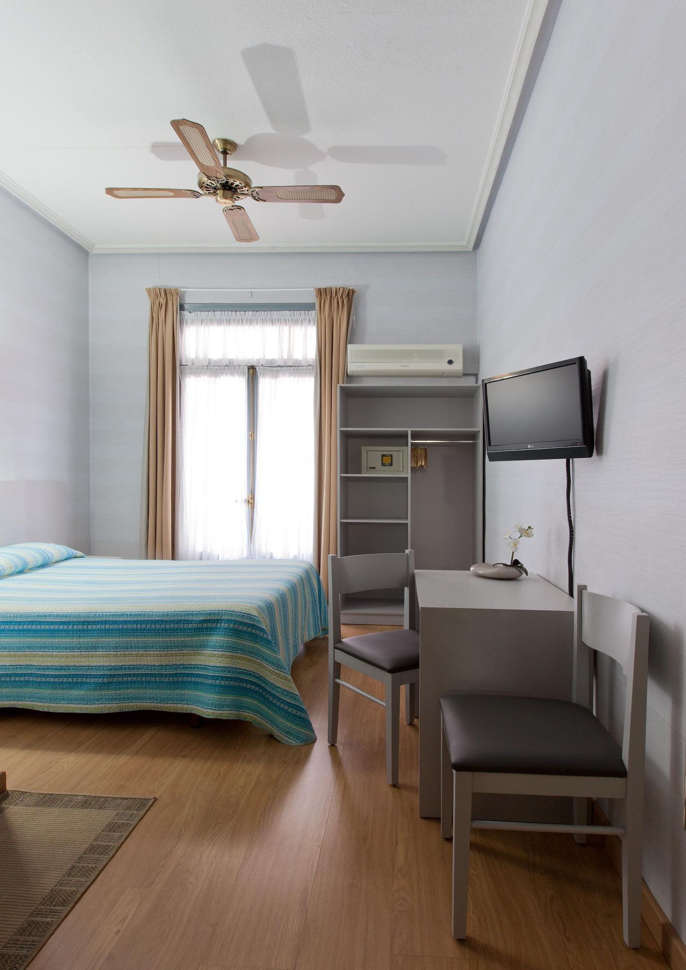 Hostal Andorra Madrid Ngoại thất bức ảnh
