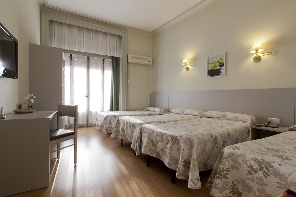 Hostal Andorra Madrid Ngoại thất bức ảnh