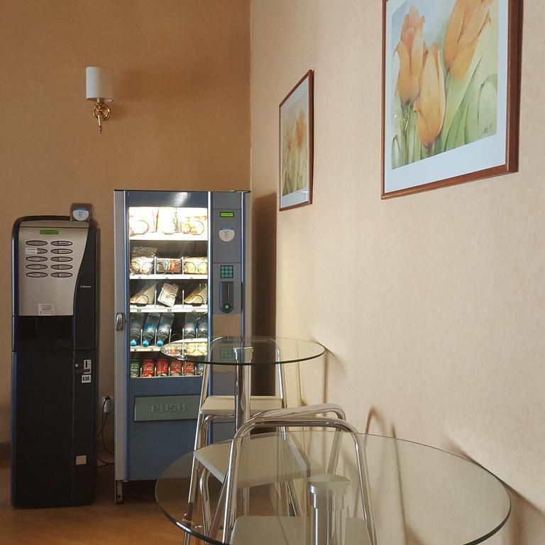 Hostal Andorra Madrid Ngoại thất bức ảnh