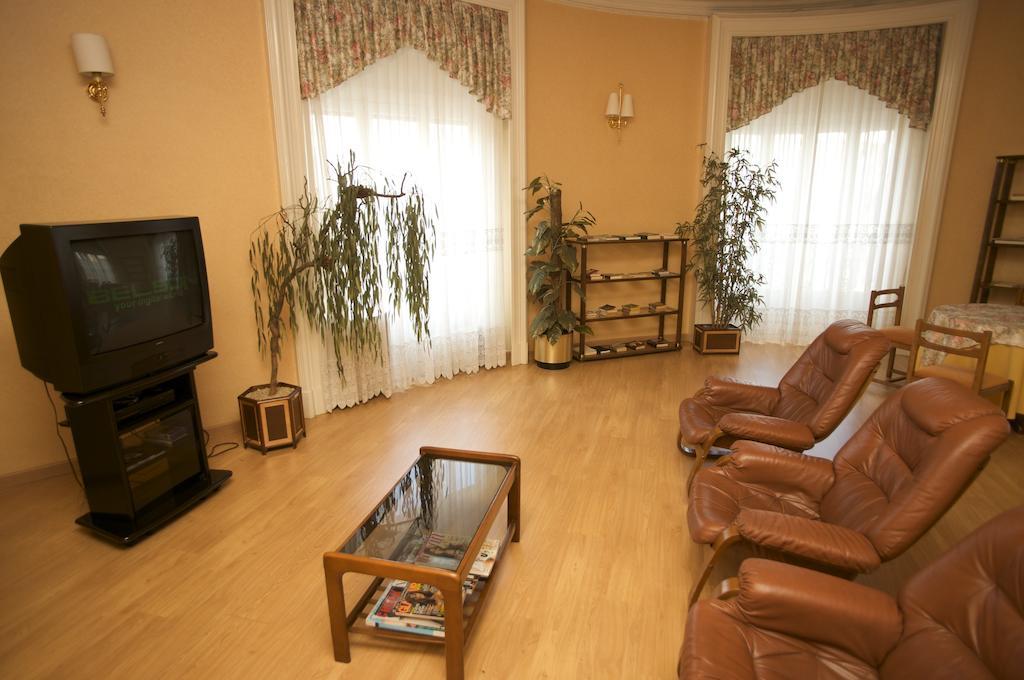 Hostal Andorra Madrid Ngoại thất bức ảnh